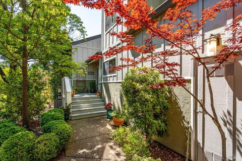 Photo of 18120 Vassar Court, Sonoma, CA 95476 (MLS # 326023007)