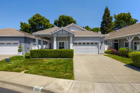 Photo of 455 Marvin Gardens Drive, Vacaville, CA 95687 (MLS # 326061844)