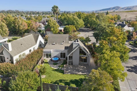Photo of 823 Crocus Drive, Sonoma, CA 95476 (MLS # 326083059)