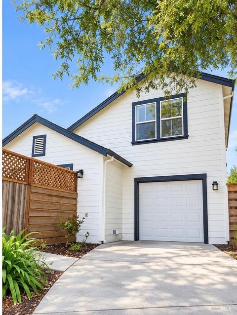 Photo of 1113 Broadway, Sonoma, CA 95476 (MLS # 326070416)