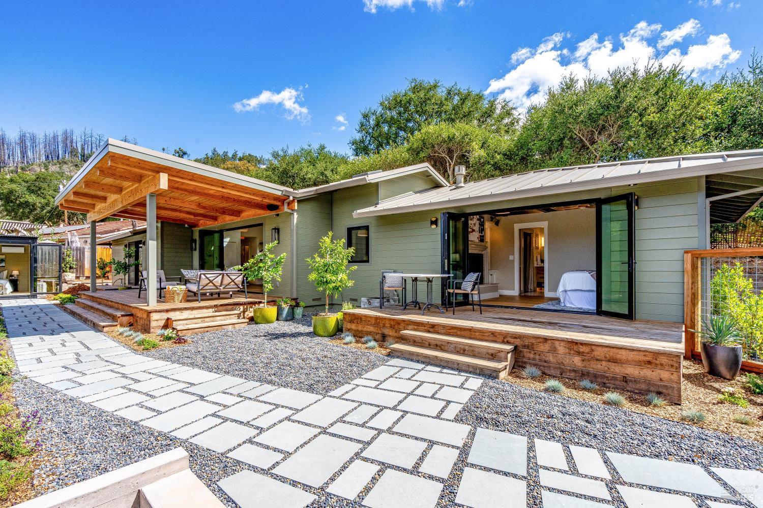 104 Camino Vista