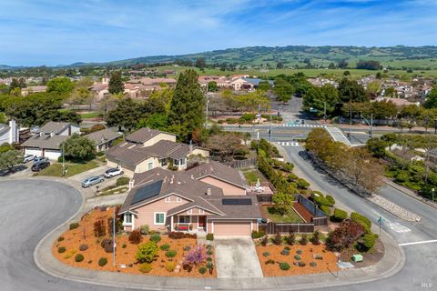 Photo of 1702 Northstar Drive, Petaluma, CA 94954 (MLS # 326026197)