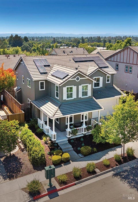 Photo of 1831 Velvetleaf Lane, Santa Rosa, CA 95404 (MLS # 326059314)