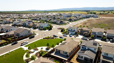 Photo of 185 Morning Glory Lane, Dixon, CA 95620 (MLS # 326045987)