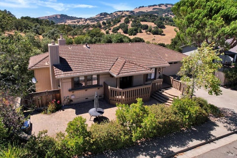 Photo of 68 Rockrose Way, Novato, CA 94945 (MLS # 326065530)