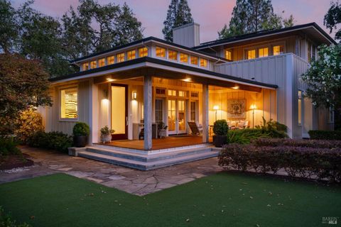 Photo of 1551 Spring Street, Saint Helena, CA 94574 (MLS # 326021805)