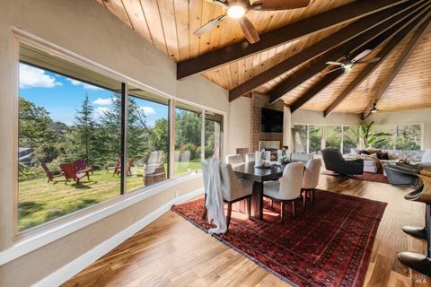 Photo of 188 Country Club Lane, Napa, CA 94558 (MLS # 326020825)