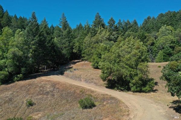 1450 W HWY 20, WILLITS, CA 95490 - Image 5bf1c22a0f27cef88fdddfd89cf89412/2950635547