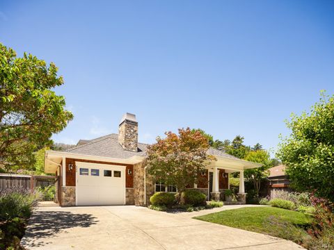 Photo of 600 Glenwood Avenue, Mill Valley, CA 94941 (MLS # 326060847)