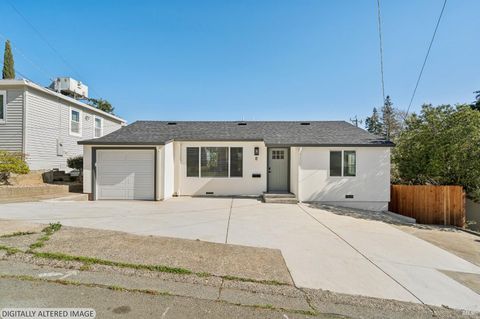 Photo of 8 Corte Dorado Court, Benicia, CA 94510 (MLS # 326016713)