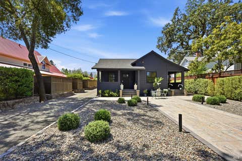 Photo of 1479 Kearney Street, Saint Helena, CA 94574 (MLS # 326059499)