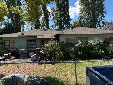 Photo of 227 Donaldson Way, American Canyon, CA 94503 (MLS # 326034108)