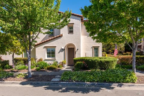 Photo of 2228 Tokay Street, Santa Rosa, CA 95404 (MLS # 326046390)