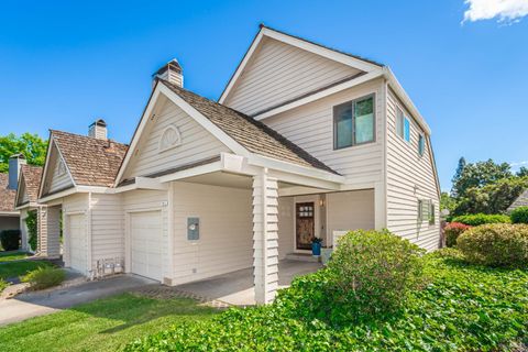 Photo of 1913 Hopper Way, Yountville, CA 94599 (MLS # 326028132)