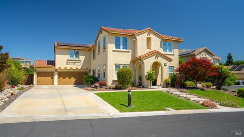 Photo of 786 Elderberry Loop, Vacaville, CA 95688 (MLS # 326074655)
