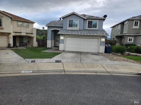 Photo of 616 Ross Circle, Martinez, CA 94553 (MLS # 326027760)