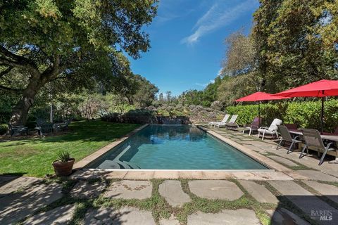 Photo of 2680 Lawndale Road, Kenwood, CA 95452 (MLS # 326022659)