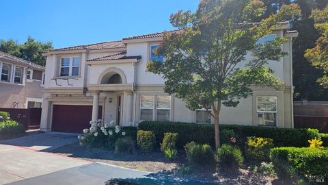 Photo of 577 Barbaresco Court, Fairfield, CA 94534 (MLS # 326080791)