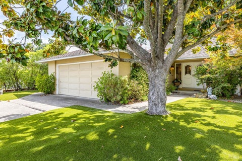 Photo of 7569 Oak Leaf Drive, Santa Rosa, CA 95409 (MLS # 326078125)