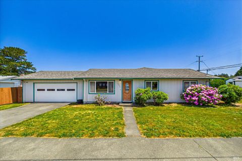 Photo of 2393 Ohio Street, Eureka, CA 95501 (MLS # 326027395)