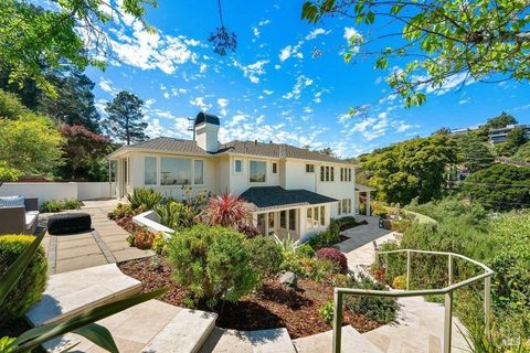 Photo of 5 Warren Court, Tiburon, CA 94920 (MLS # 326021406)
