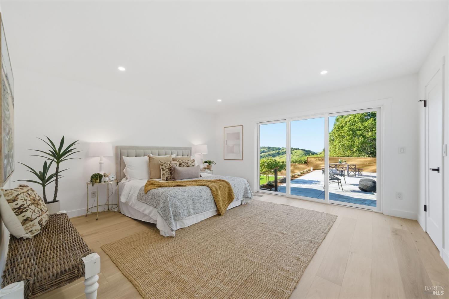 121 San Marino Drive