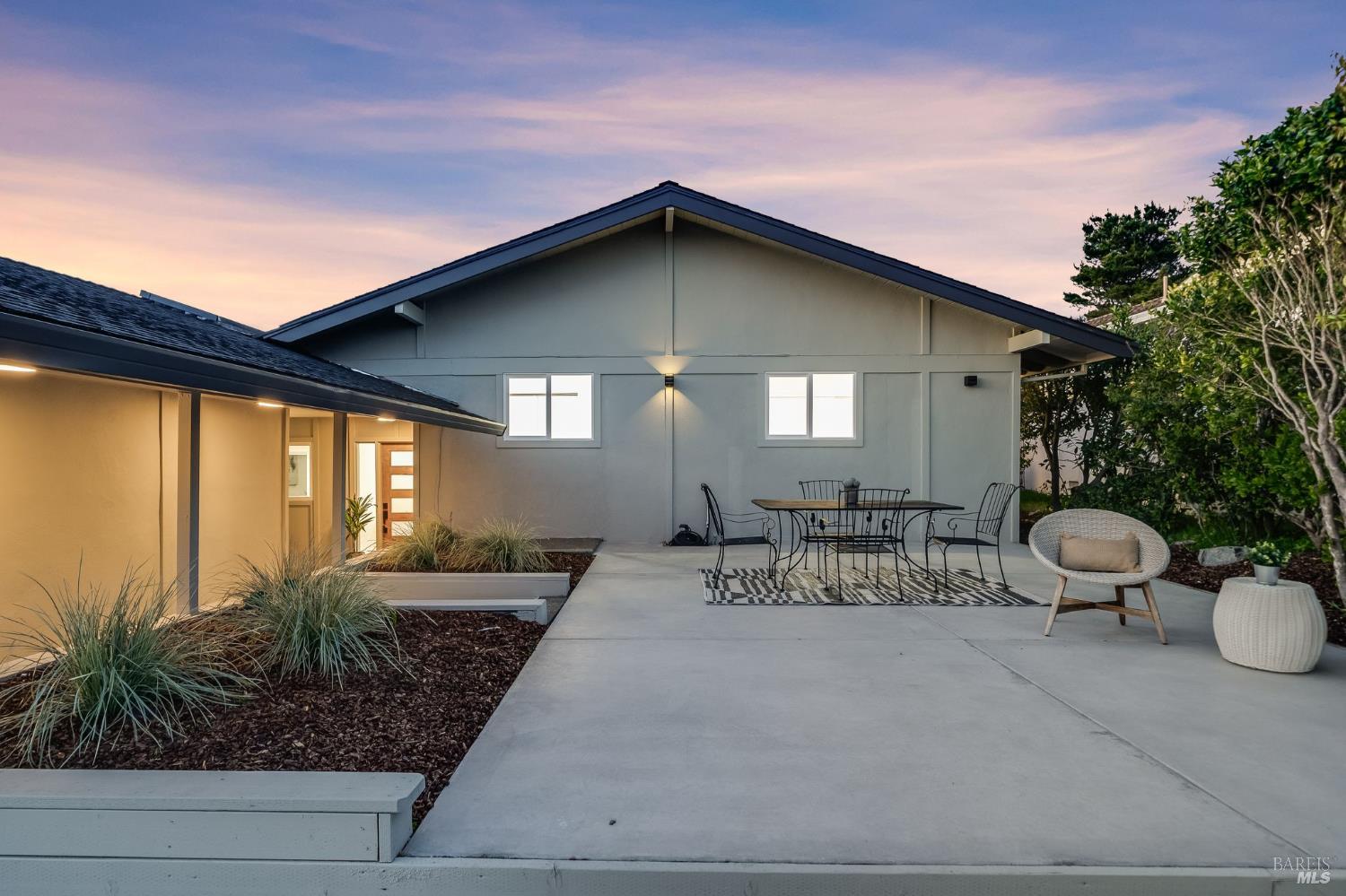 121 San Marino Drive