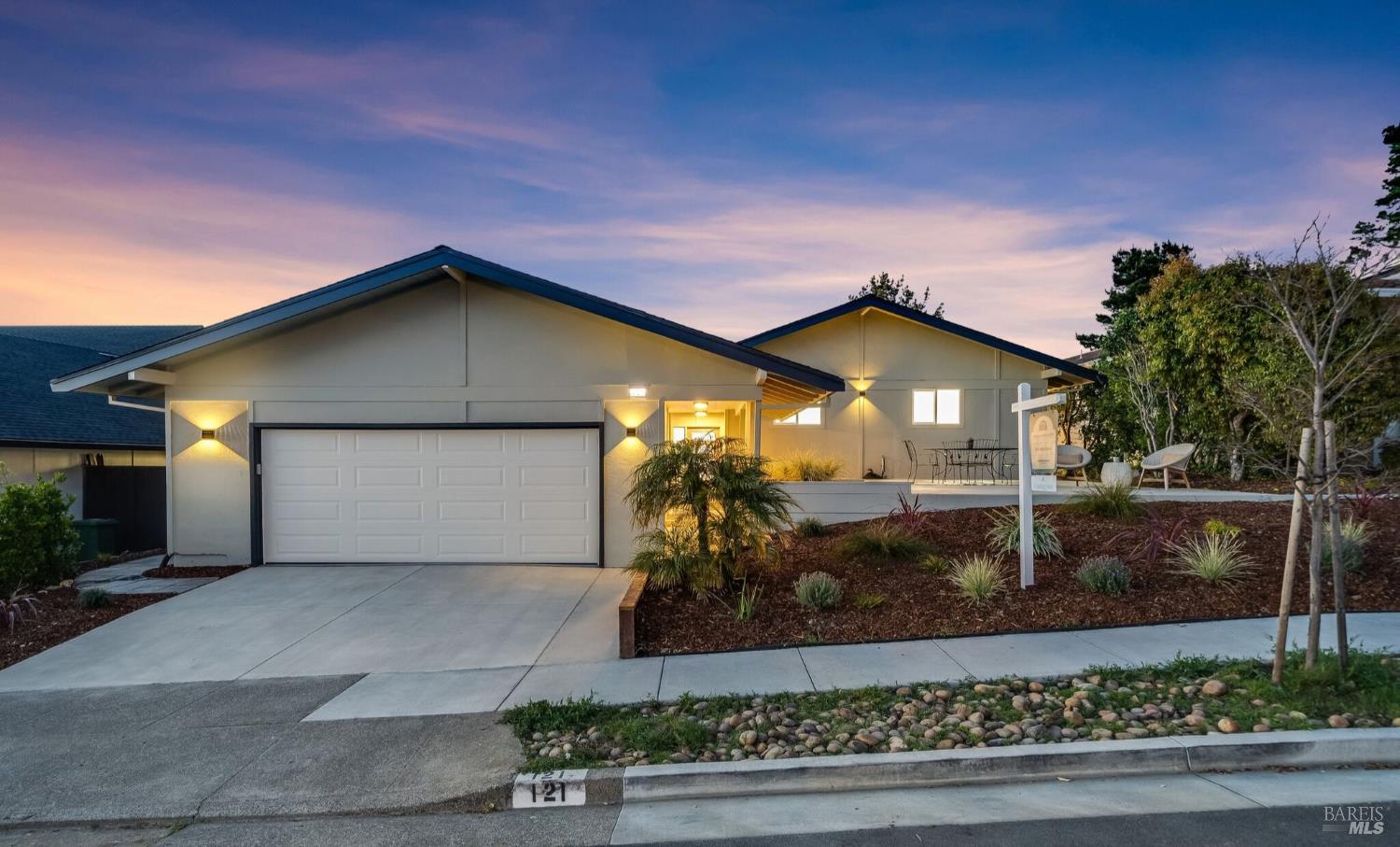 121 San Marino Drive