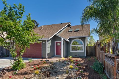 Photo of 1741 Randon Way, Santa Rosa, CA 95403 (MLS # 326017790)