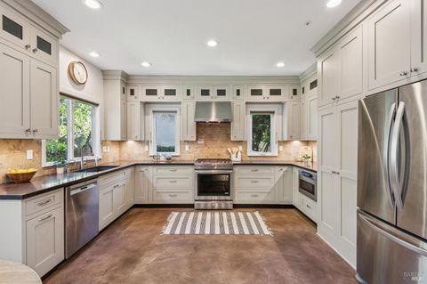 Photo of 814 Cobbler Lane, Petaluma, CA 94952 (MLS # 326034545)
