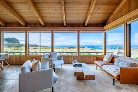 Photo of 336 Pipers Reach, The Sea Ranch, CA 95497 (MLS # 326022976)