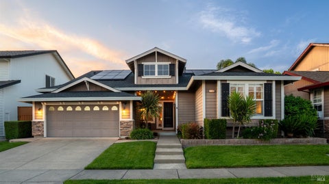 Photo of 1168 Vintage Greens Drive, Windsor, CA 95492 (MLS # 326046068)