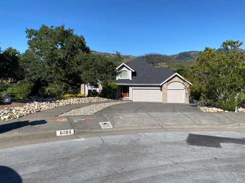 Photo of 6283 Meadowbreeze Court, Santa Rosa, CA 95409 (MLS # 326032698)