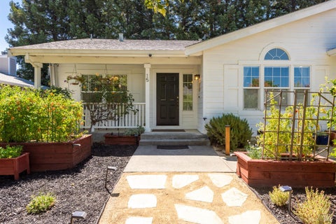 Photo of 15 Vindel Lane, Napa, CA 94558 (MLS # 326064778)