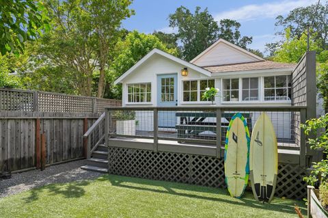 Photo of 77 Willow Avenue, Fairfax, CA 94930 (MLS # 326031131)