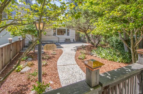 Photo of 101 Bolinas Avenue, Ross, CA 94957 (MLS # 326041444)