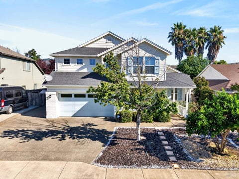 Photo of 106 Grape Gables Way, Cloverdale, CA 95425 (MLS # 326066525)