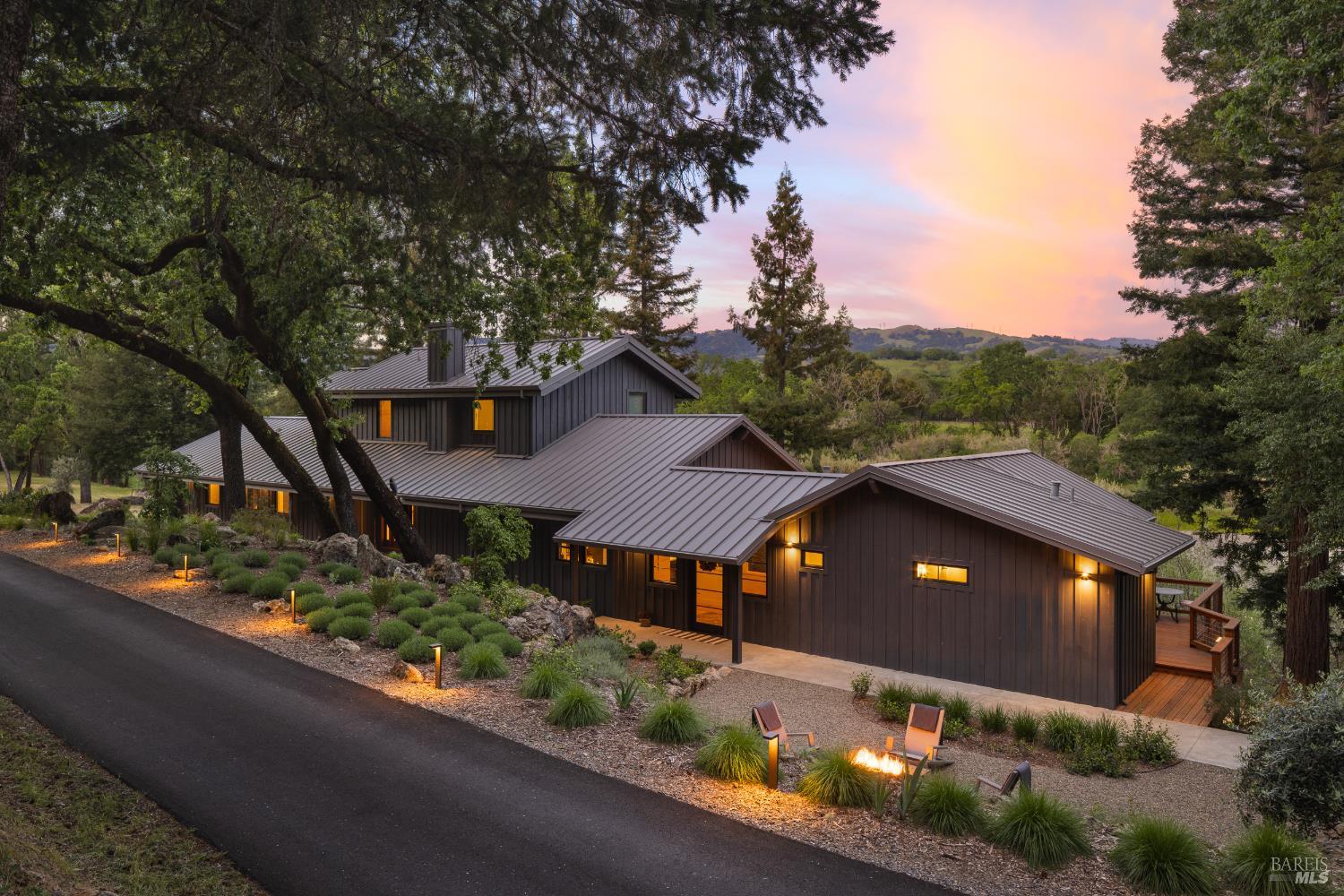6225 W Soda Rock Lane