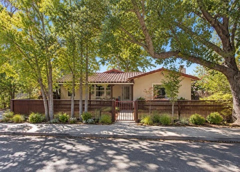 Photo of 1231 Stevenson Street, Calistoga, CA 94515 (MLS # 326077803)