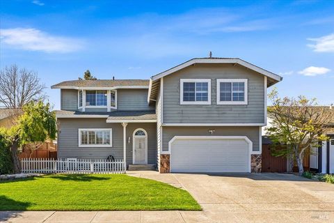 Photo of 4457 Graywhaler Lane, Rohnert Park, CA 94928 (MLS # 326012741)
