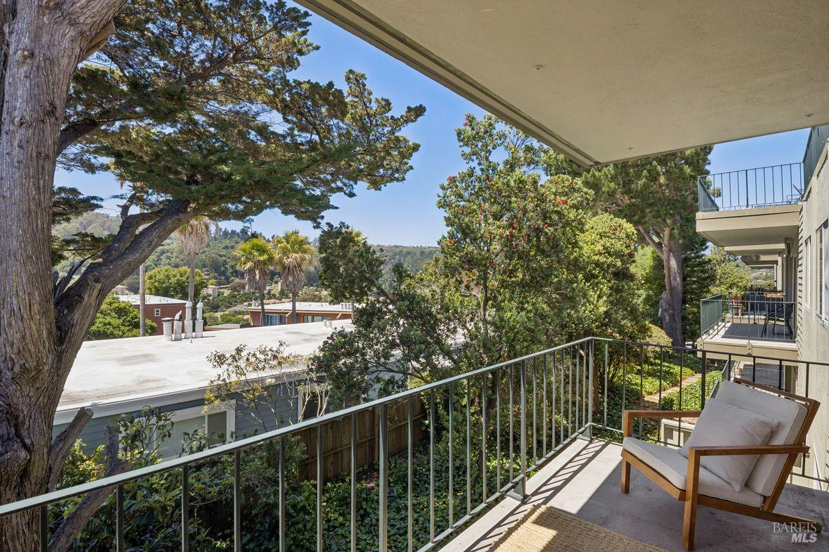 362 Eden Roc Drive