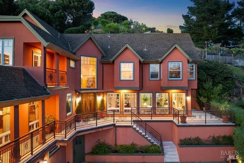 Photo of 76 Bay Vista Drive, Mill Valley, CA 94941 (MLS # 326066277)
