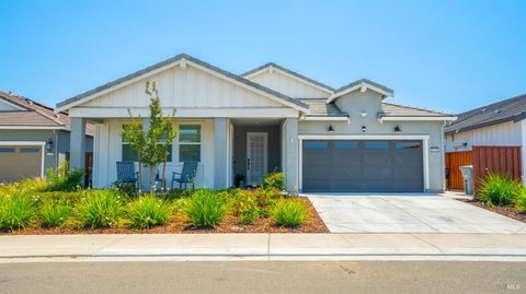 Photo of 2115 Prairie Way, Dixon, CA 95620 (MLS # 326053895)