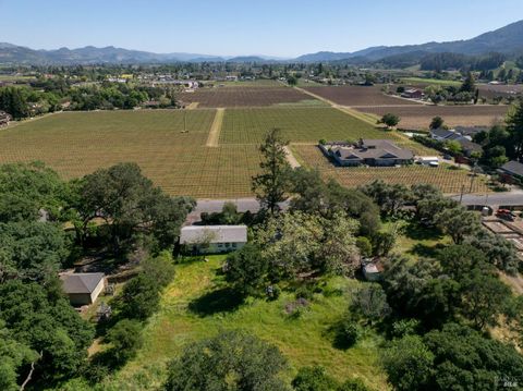 Photo of 1446 Sulphur Springs Avenue, Saint Helena, CA 94574 (MLS # 326024054)