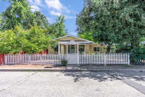Photo of 1406 Myrtle Street, Calistoga, CA 94515 (MLS # 326057283)