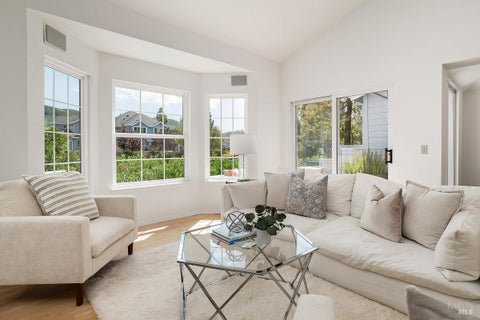 Photo of 66 Mariners Circle, San Rafael, CA 94903 (MLS # 326070026)