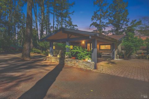 Photo of 1017 Westside Road, Healdsburg, CA 95448 (MLS # 326031365)