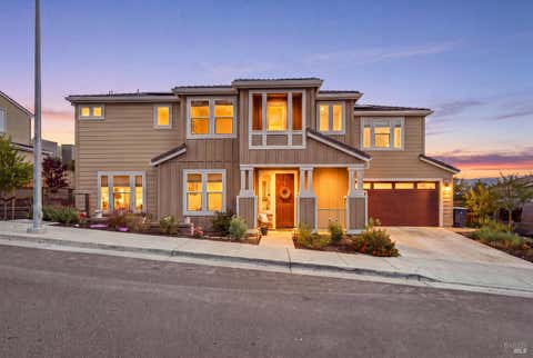 Photo of 547 Sapphire Street, Petaluma, CA 94952 (MLS # 326067046)