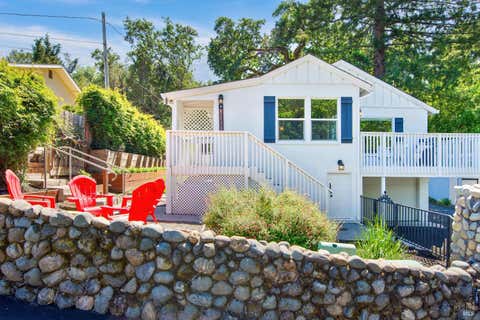 Photo of 820 Warm Springs Road, Kenwood, CA 95452 (MLS # 326041697)