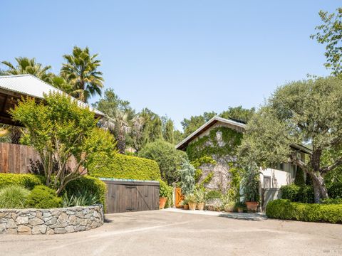 Photo of 1015 Geysers Road, Cloverdale, CA 95425 (MLS # 326035696)